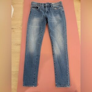 Like new Blank NYC Women's Skinny Classique size 28 waist  Blue Skinny Jeans